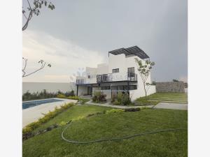Casa en venta en Real Santa Fe, Xochitepec — foto 3 de 12