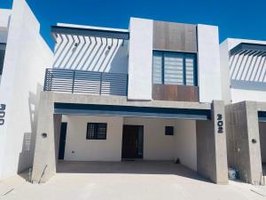 Casa en venta en Los Viñedos, Torreón, Coahuila de Zaragoza Casa en venta en Los Viñedos, Torreón, Coahuila de Zaragoza