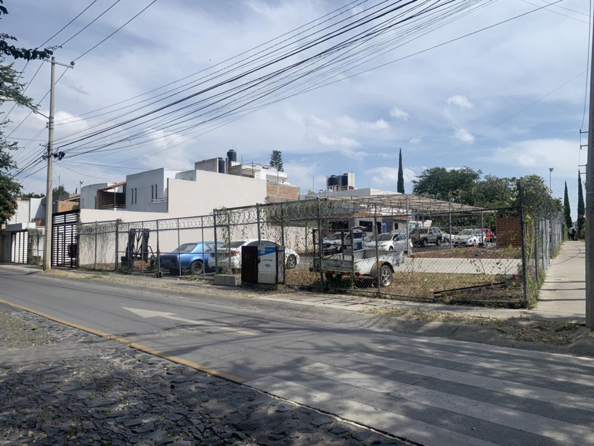 Terreno en venta en Colonial Tlaquepaque, San Pedro Tlaquepaque — foto 1 de 4