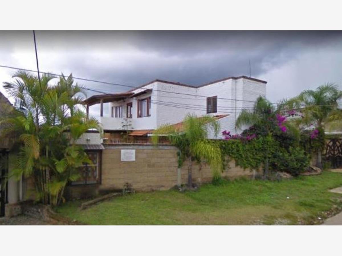 Casa en venta en Lomas de Tzompantle, Cuernavaca — foto 1 de 11