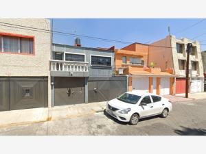 Casa en Nueva Vallejo, Gustavo A. Madero, Ciudad de México