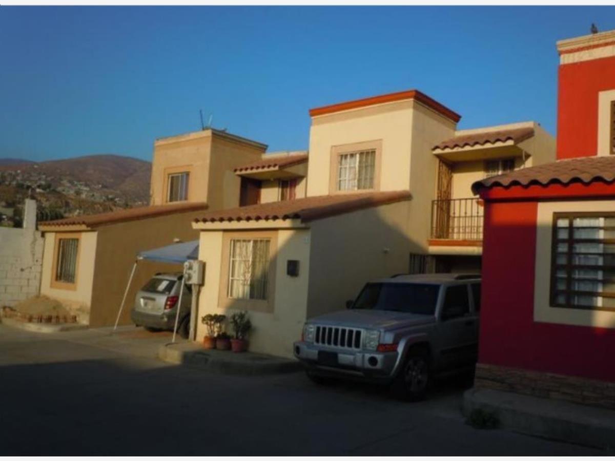 Casa en venta en Ribera del Bosque, Tijuana — foto 1 de 13