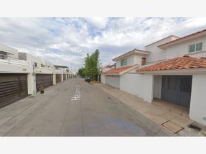 Casa en venta en Hacienda de la Mora, Culiacán — foto 3 de 9