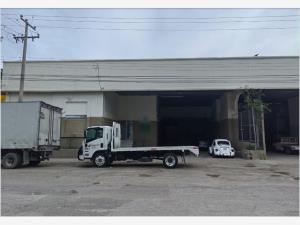 Nave en renta en Plaza Jumbo, Torreón — foto 2 de 13