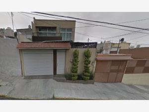 Casa en venta en Parque Residencial Coacalco 1a Sección, Coacalco de Berriozábal — foto 3 de 8