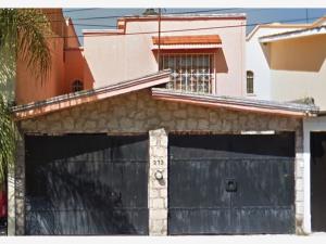 Casa en venta en INFONAVIT Lomas del Valle, Morelia — foto 2 de 10