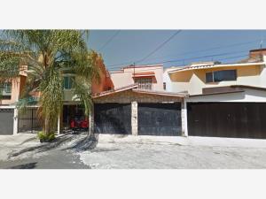Casa en venta en INFONAVIT Lomas del Valle, Morelia — foto 3 de 10