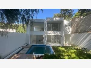 Casa en venta en Lomas de Cuernavaca, Temixco, Morelos Casa en venta en Lomas de Cuernavaca, Temixco, Morelos