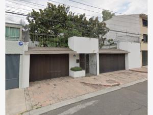 Casa en Nueva Oriental Coapa, Tlalpan, Ciudad de México