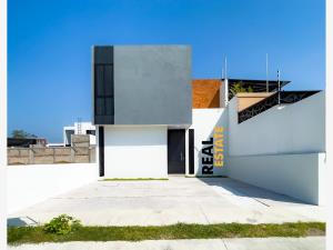 Casa en Punta Norte, Colima, Colima