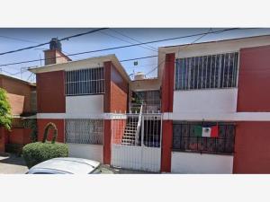 Casa en venta en Valle de Aragon, Nezahualcóyotl, México
