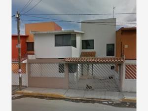 Casa en venta en San Lorenzo Tepaltitlán Centro, Toluca — foto 3 de 6