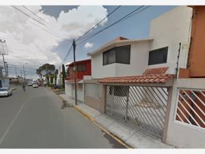 Casa en venta en San Lorenzo Tepaltitlán Centro, Toluca — foto 2 de 6