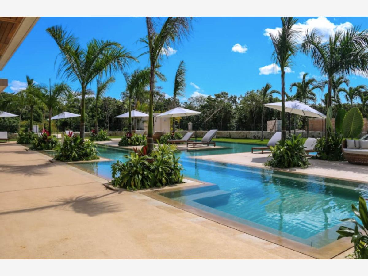 Terreno en venta en Cancún Centro, Benito Juárez — foto 1 de 23
