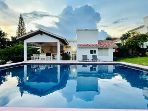Casa en venta en Lomas de Cocoyoc, Atlatlahucan — foto 3 de 12
