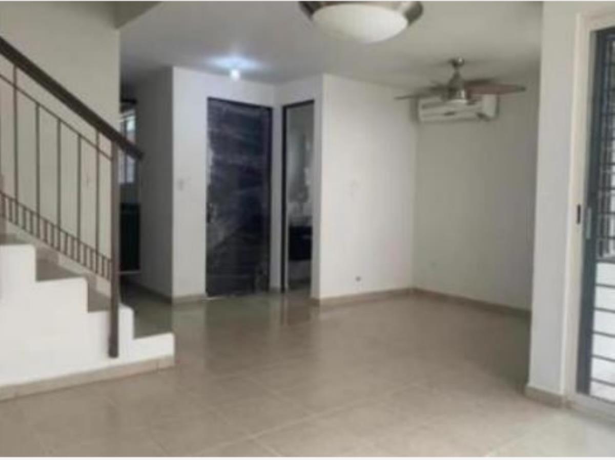 Casa en venta en Bosques de las Cumbres, Monterrey — foto 1 de 8