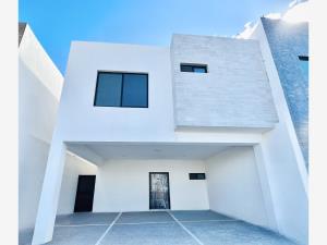 Casa en venta en Villa de las Palmas, Torreón, Coahuila de Zaragoza Casa en venta en Villa de las Palmas, Torreón, Coahuila de Zaragoza