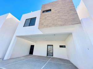 Casa en venta en Villa de las Palmas, Torreón — foto 2 de 13