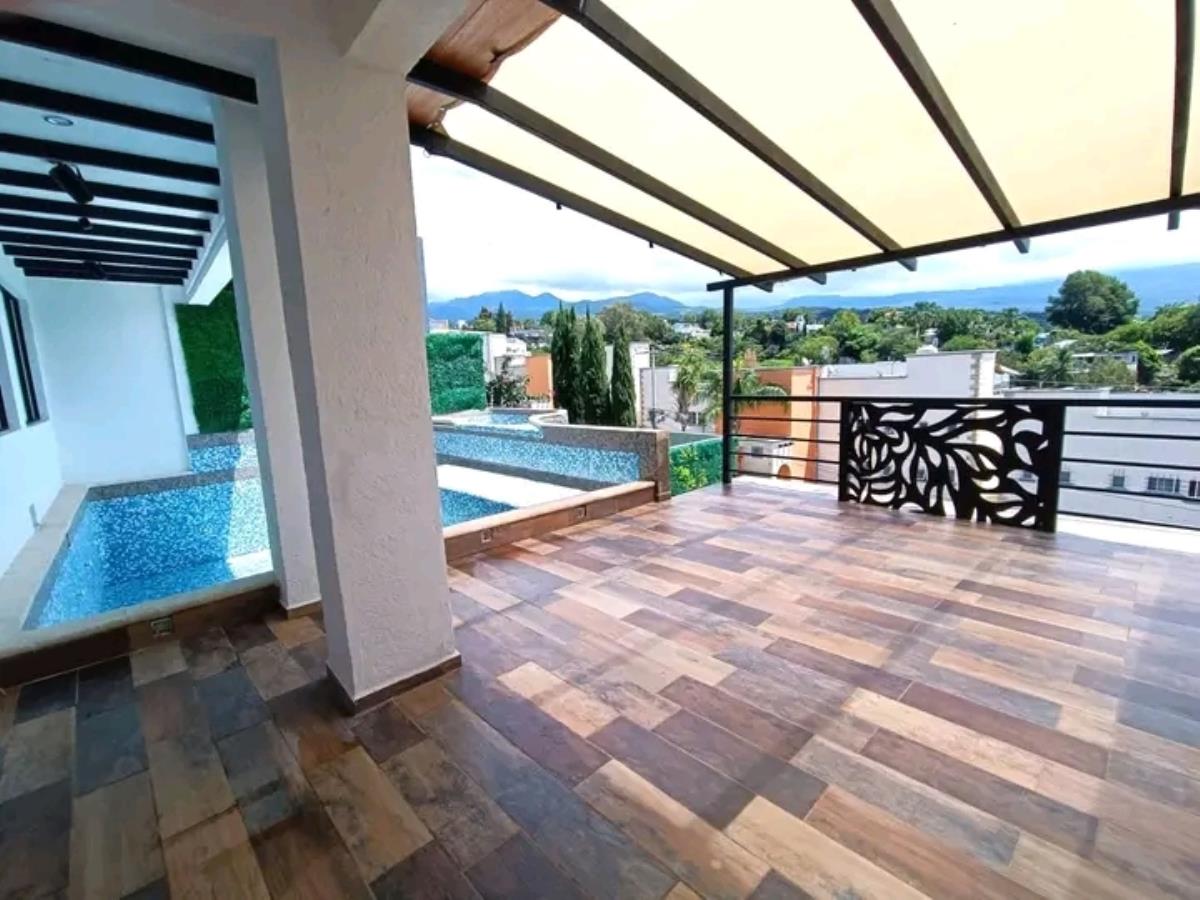 Casa en venta en Ahuatlán Tzompantle, Cuernavaca — foto 1 de 31