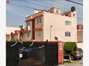 Casa en venta en Valle del Tenayo, Tlalnepantla de Baz — foto 2 de 15