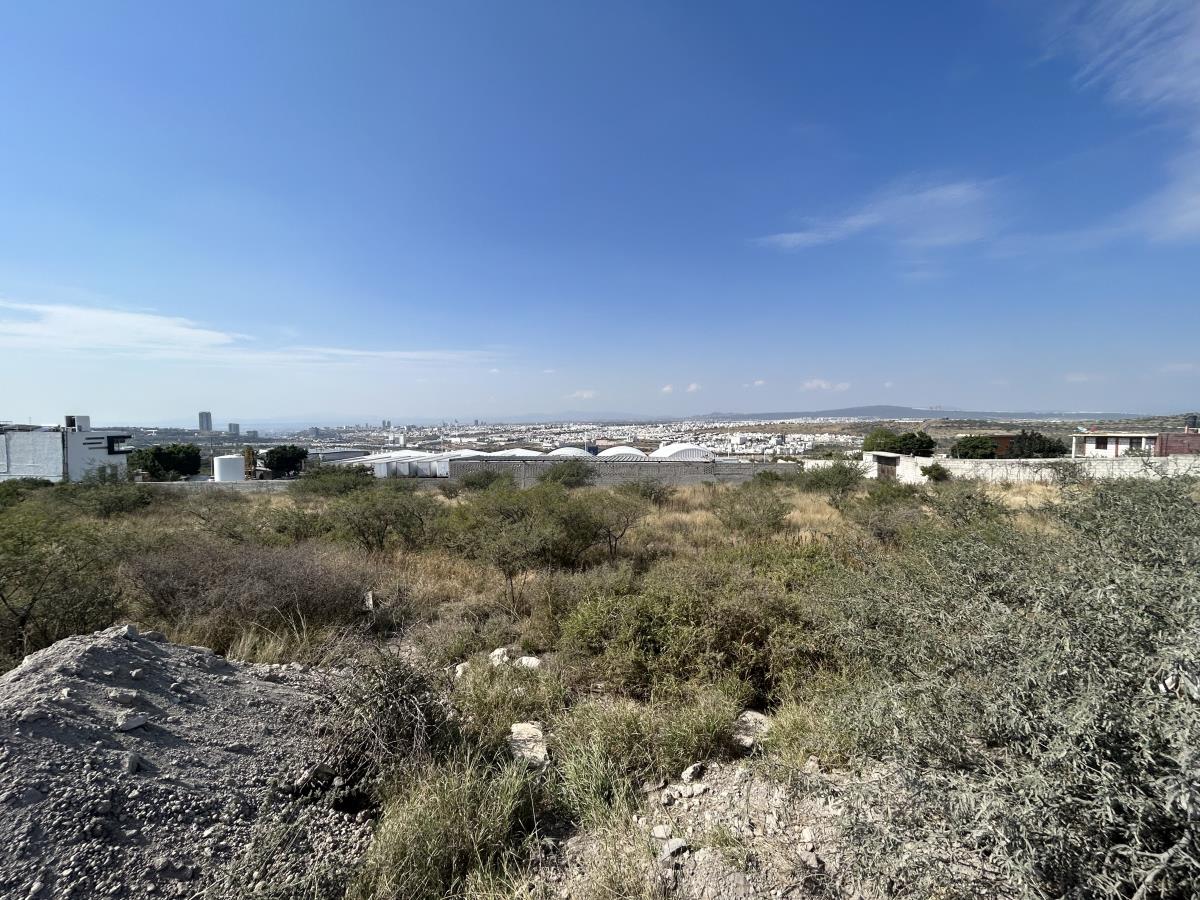 Terreno en venta en Cumbres de Conín, El Marqués — foto 1 de 5
