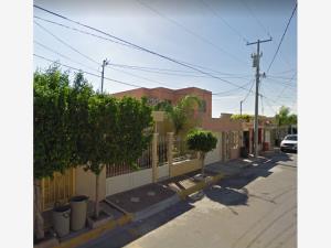 Casa en venta en Los Encinos, Nuevo Laredo — foto 3 de 15