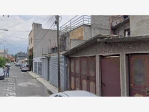 Casa en venta en 18, Xochimilco — foto 2 de 7