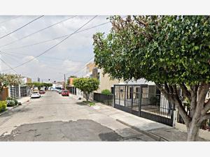 Casa en venta en Jardines de la Paz, San Pedro Tlaquepaque — foto 3 de 8