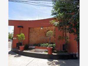 Casa en venta en Paseo del Prado, San Pedro Tlaquepaque — foto 3 de 10