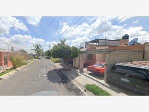Casa en venta en Hacienda Santa Fe, Tlajomulco de Zúñiga — foto 3 de 7
