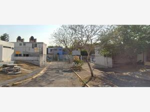 Casa en venta en Valle Dorado, Tlajomulco de Zúñiga — foto 3 de 7