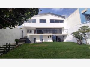 Casa en venta en Lomas de la Selva, Cuernavaca, Morelos Casa en venta en Lomas de la Selva, Cuernavaca, Morelos