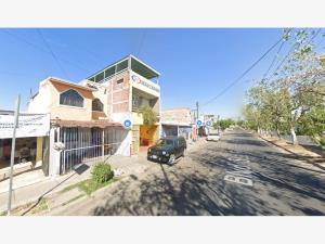 Casa en venta en Hacienda Santa Fe, Tlajomulco de Zúñiga — foto 2 de 7