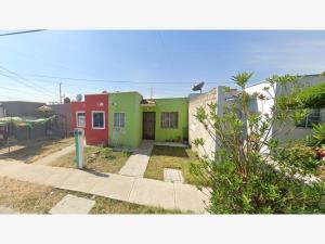 Casa en venta en Hacienda Santa Fe, Tlajomulco de Zúñiga — foto 3 de 7