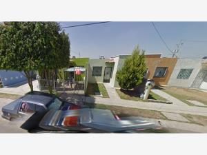 Casa en venta en Hacienda Santa Fe, Tlajomulco de Zúñiga — foto 2 de 7
