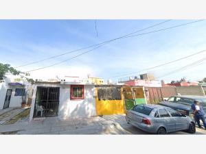 Casa en venta en Hacienda Santa Fe, Tlajomulco de Zúñiga — foto 3 de 7