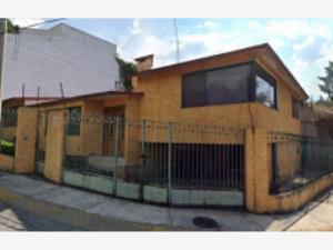 Casa en Mayorazgos de los Gigantes, Atizapán de Zaragoza, México