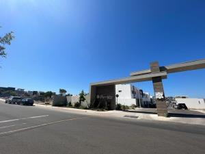 Casa en venta en Jardines de Chapultepec S-E, Tijuana — foto 3 de 10