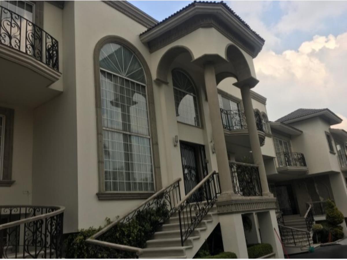 Casa en venta en Bosques de las Lomas, Cuajimalpa de Morelos — foto 1 de 20