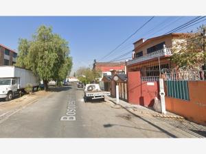 Casa en venta en Bosques de Aragon, Nezahualcóyotl — foto 2 de 5