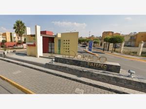Casa en venta en Santiago Teyahualco, Tultepec, México