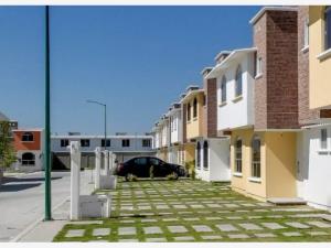 Casa en venta en San Bartolome Tlaltelulco, Metepec — foto 3 de 6