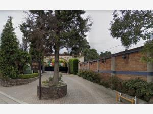 Casa en venta en Santa Maria Magdalena Ocotitlan, Metepec, México Casa en venta en Santa Maria Magdalena Ocotitlan, Metepec, México