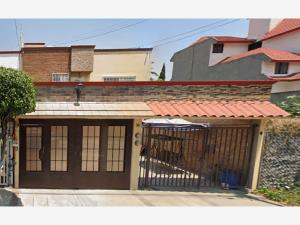 Casa en Acueducto de Guadalupe, Gustavo A. Madero, Ciudad de México