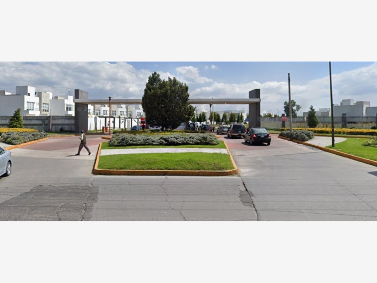 Casa en venta en San Miguel Totocuitlapilco, Metepec — foto 1 de 20