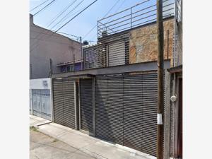 Casa en venta en 18, Xochimilco — foto 3 de 12