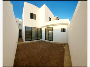 Casa en venta en Los Viñedos, Torreón — foto 3 de 30
