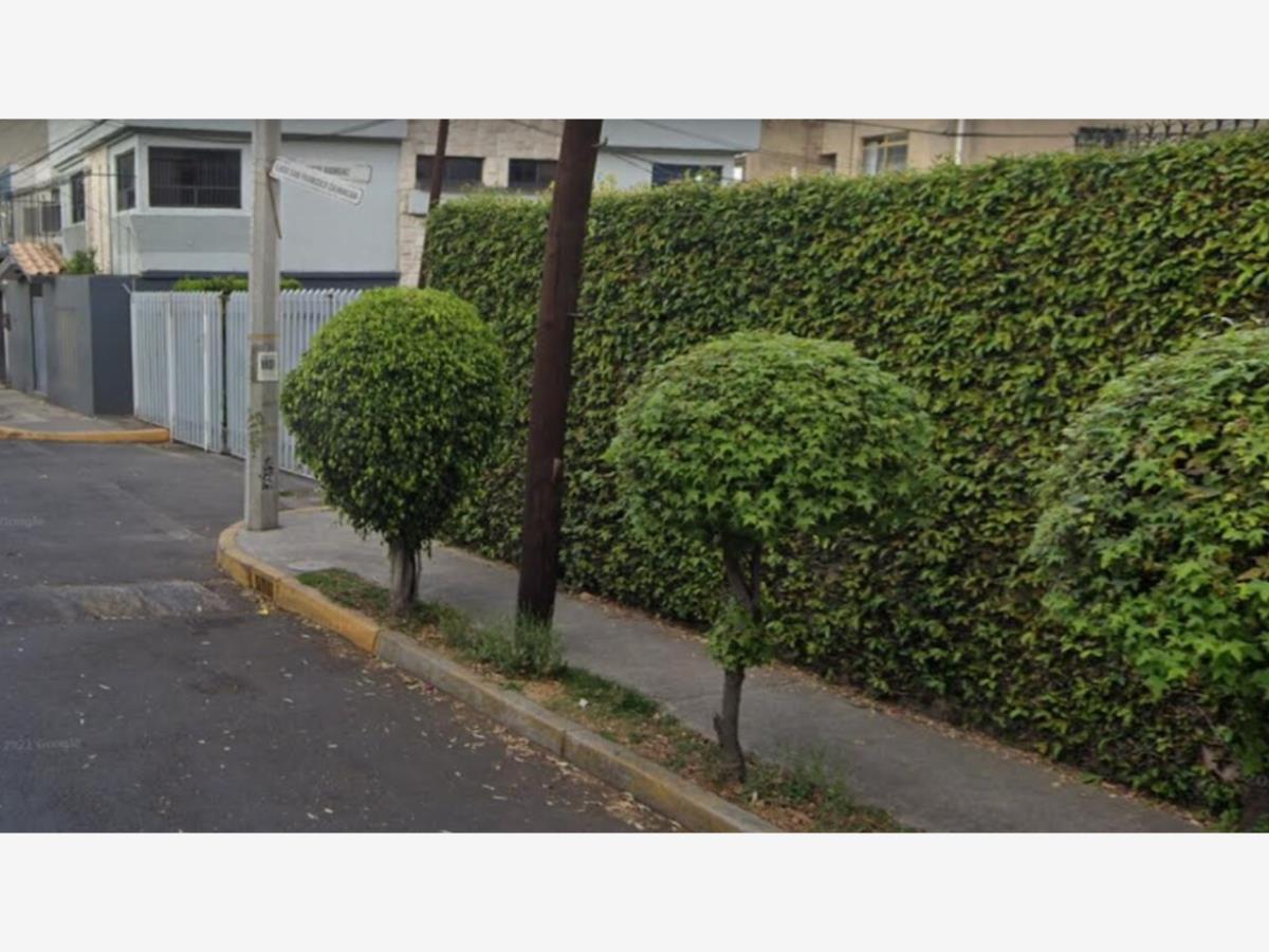 Casa en venta en Presidentes Ejidales 1a Sección, Coyoacán — foto 1 de 6