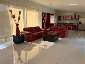 Casa en venta en Pedregal de las Fuentes, Jiutepec — foto 2 de 40