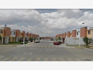 Casa en venta en San Mateo Otzacatipan, Toluca — foto 2 de 11